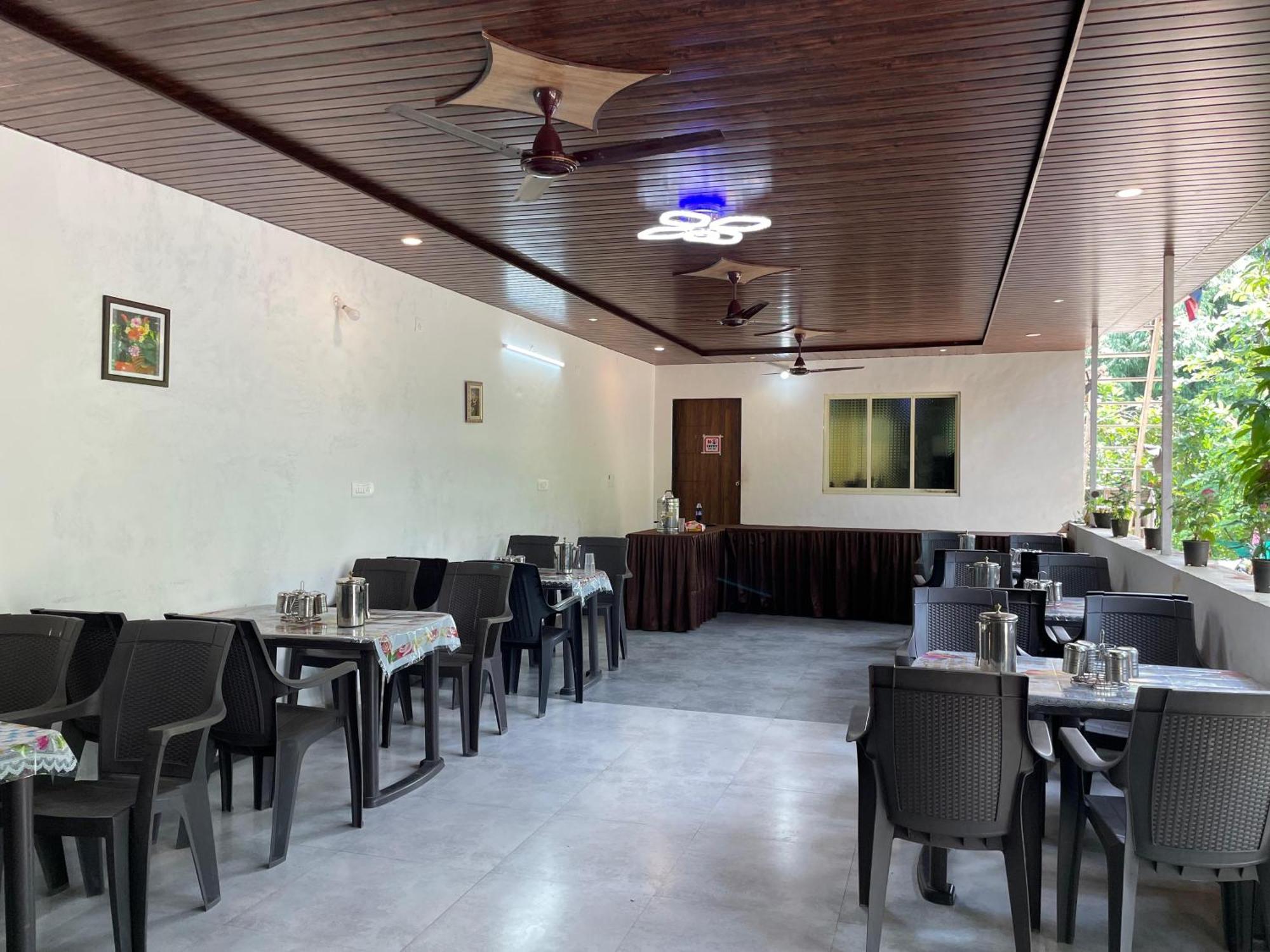 Riverland Farm And Resort Karjat Exterior photo